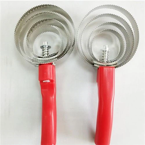 Ruostumattomasta teräksestä valmistettu 4-renkainen hevosharjakaavin